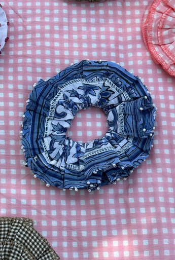 Juniper Beaded Srcunchie